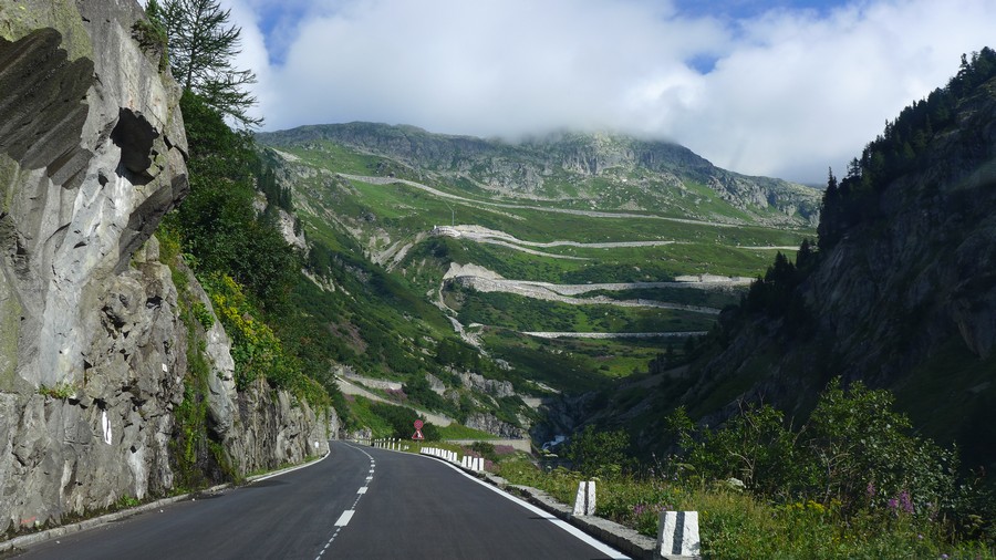 Name:  Furka Pass  P1080474.jpg
Views: 13946
Size:  181.5 KB