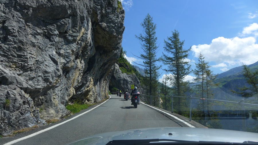 Name:  Furka Pass  P1080556.jpg
Views: 5448
Size:  189.9 KB