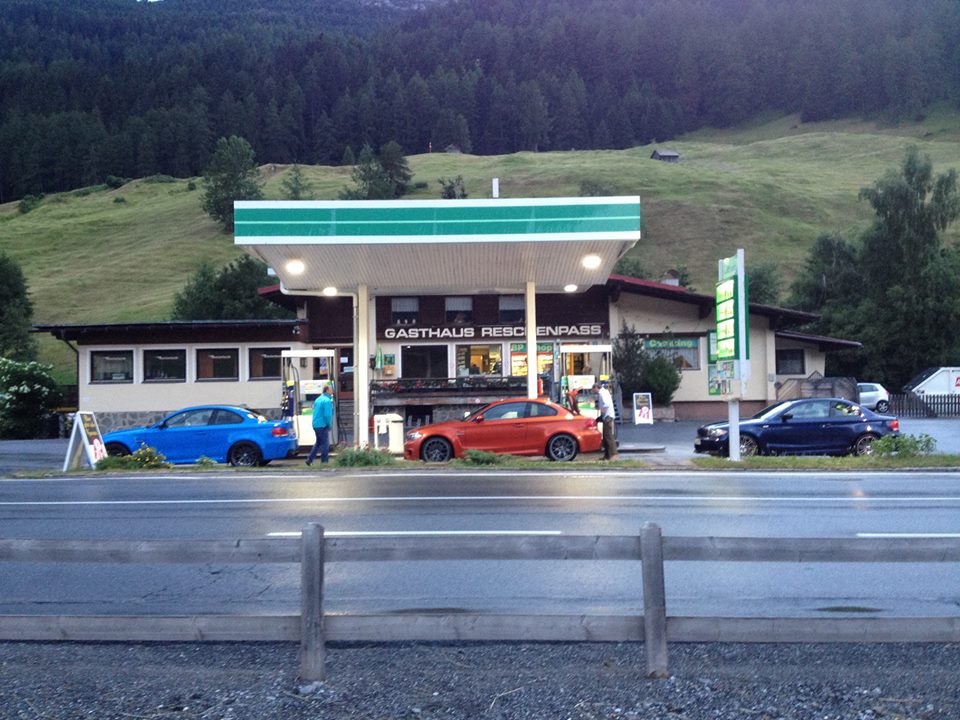 Name:  Stelvio getting fuel.jpg
Views: 1205
Size:  132.9 KB