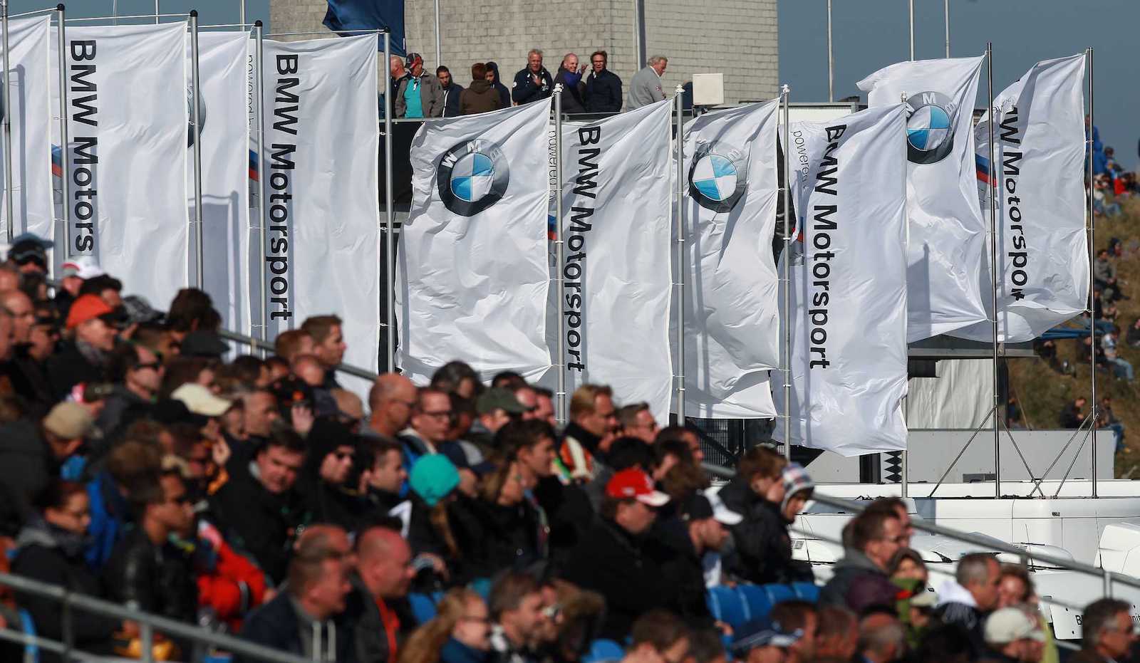 Name:  P90134961-zandvoort-nl-29th-september-2013-bmw-motorsport-bmw-flags-in-front-of-the-grandstand-t.jpg
Views: 5879
Size:  143.9 KB