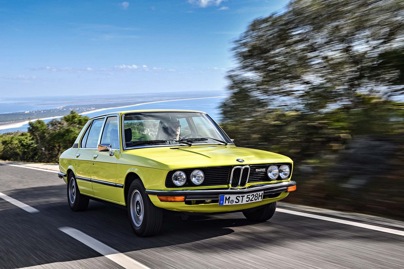 Name:  BMW-5-Series-E12-front-three-quarter-in-motion-05.jpg
Views: 1961
Size:  337.0 KB