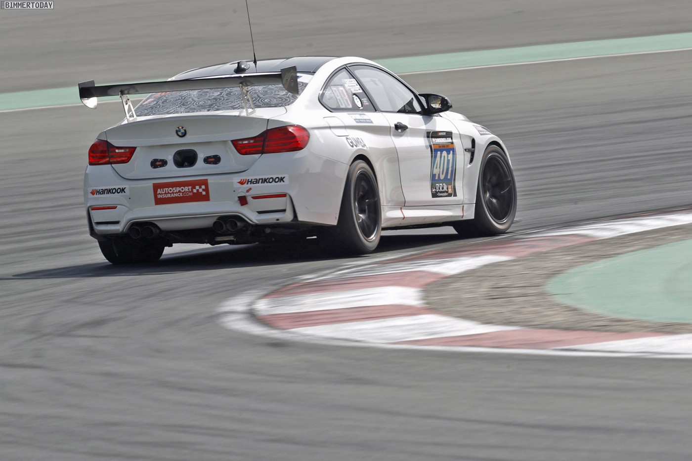 Name:  24h-Dubai-2017-BMW-M4-GT4-09.jpg
Views: 8675
Size:  204.0 KB