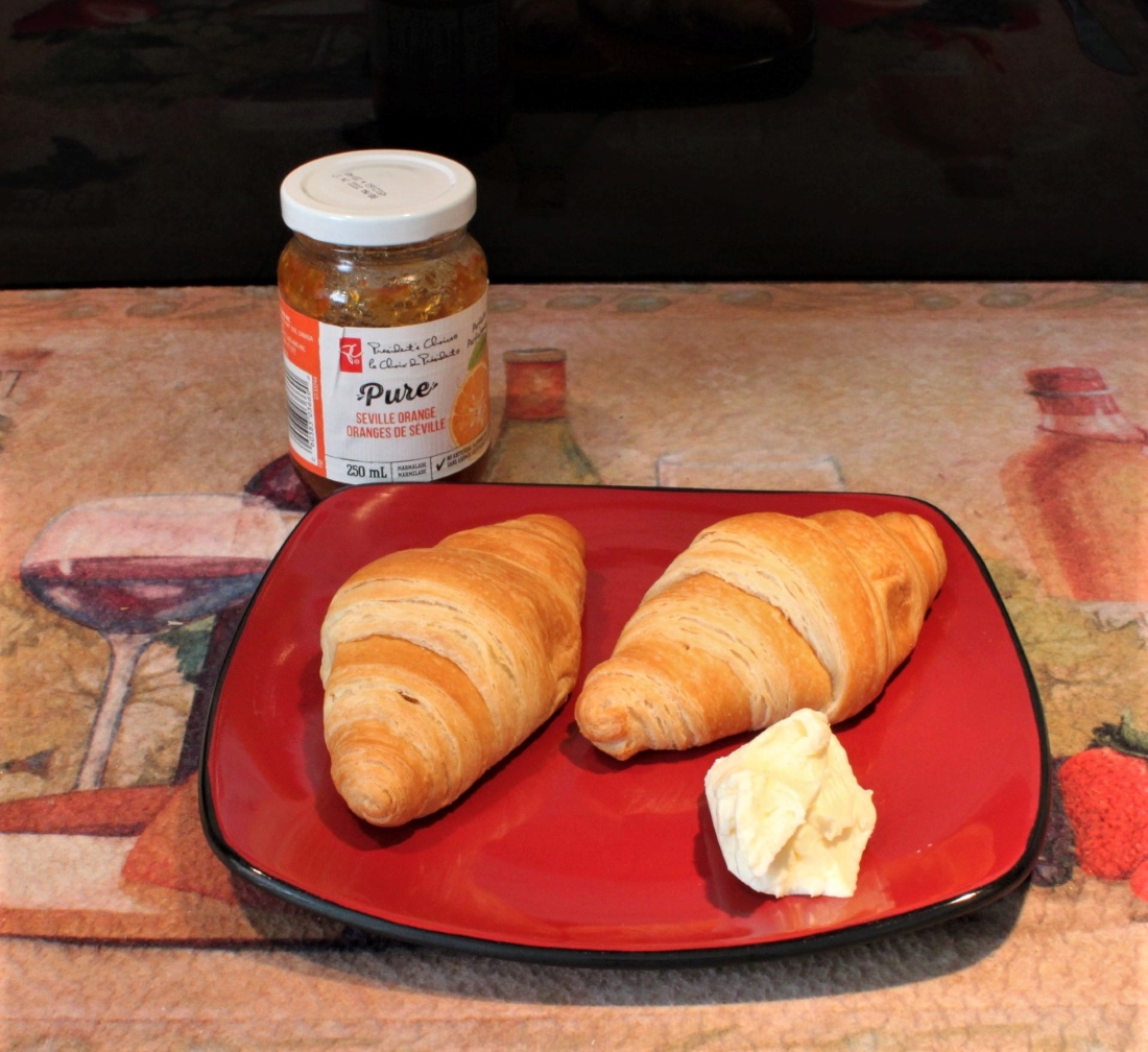 Name:  Croissants..JPG
Views: 1895
Size:  640.4 KB