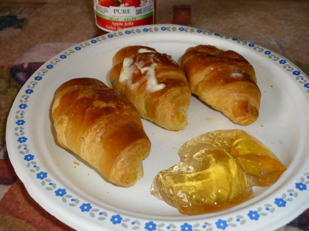 Name:  Croissants..JPG
Views: 696
Size:  93.6 KB