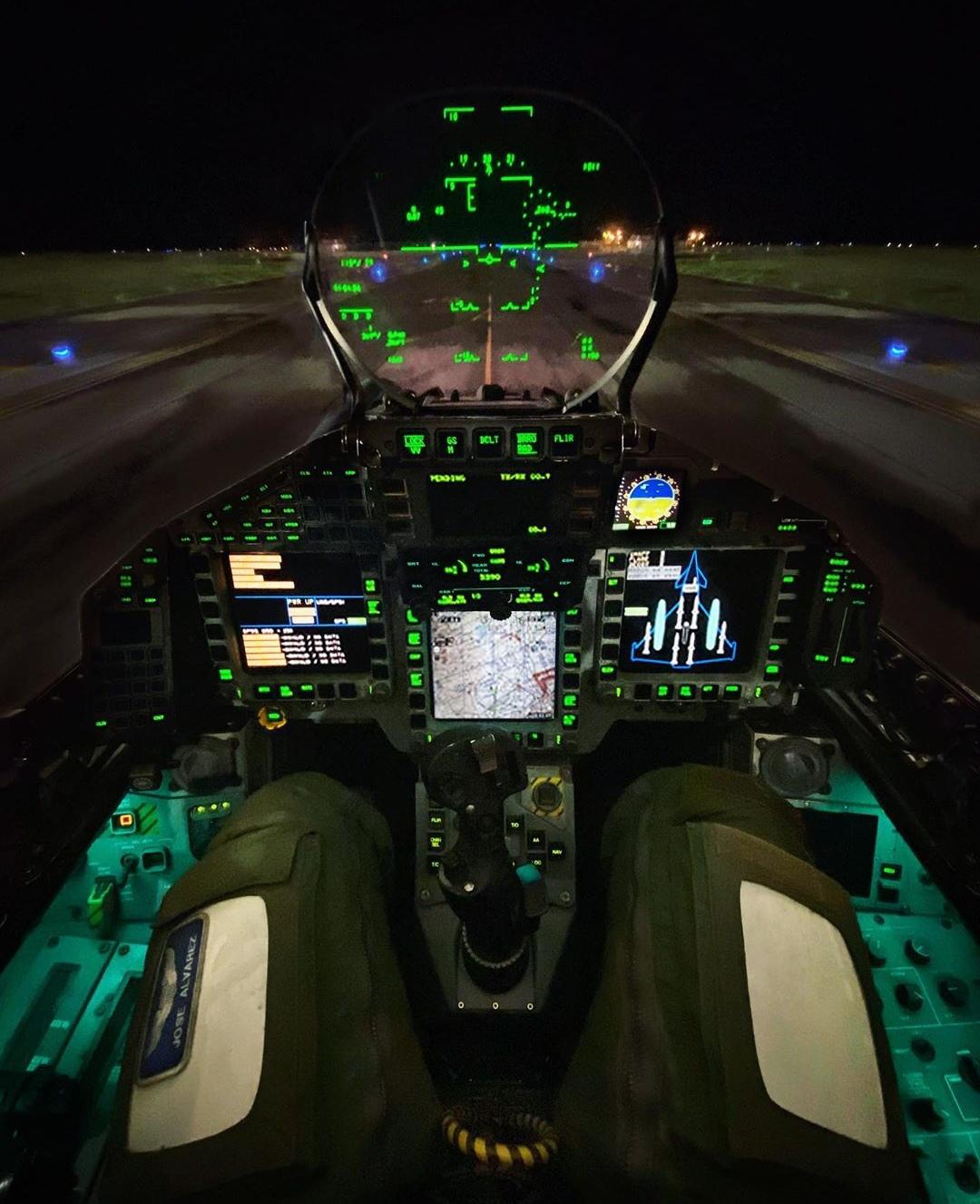 Name:  Eurofighter_Cockpit.jpg
Views: 2013
Size:  138.0 KB