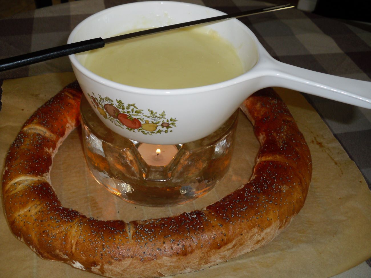 Name:  Fondue 1.JPG
Views: 753
Size:  152.6 KB