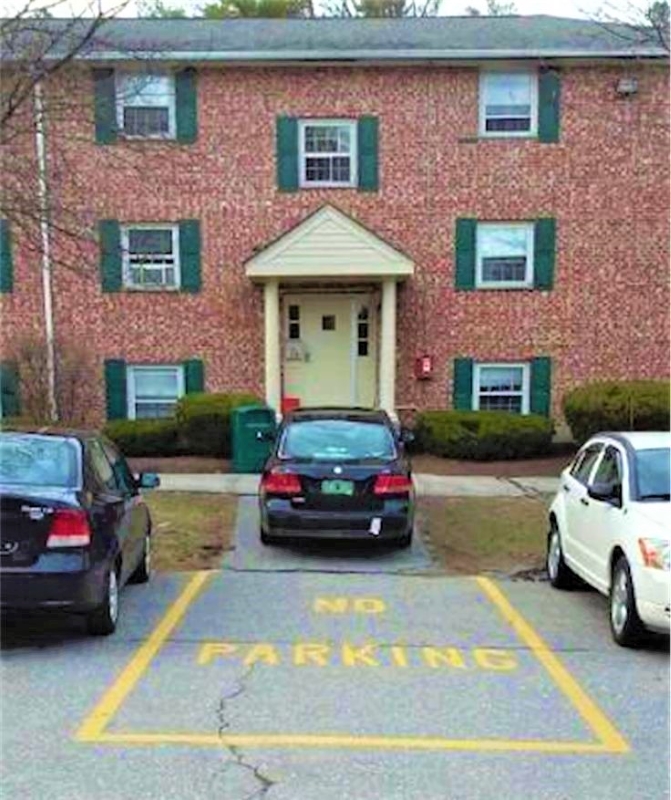 Name:  Parking.jpg
Views: 879
Size:  345.9 KB