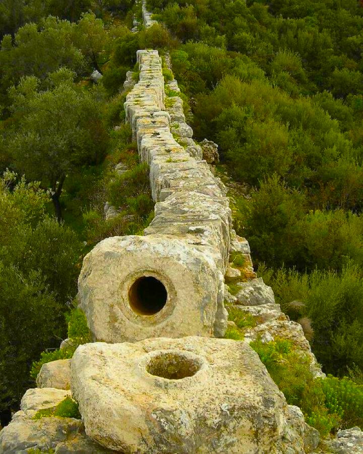 Name:  Roman aquaduct..jpg
Views: 638
Size:  232.7 KB