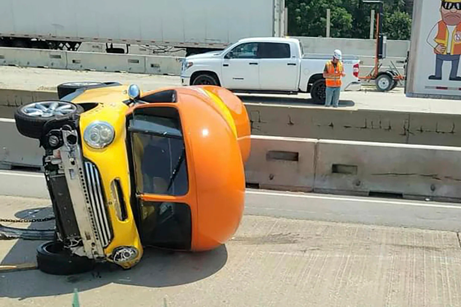 Name:  weinermobile-rollover.png
Views: 765
Size:  1.90 MB