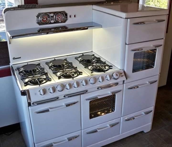 Name:  Stove..jpg
Views: 440
Size:  85.7 KB