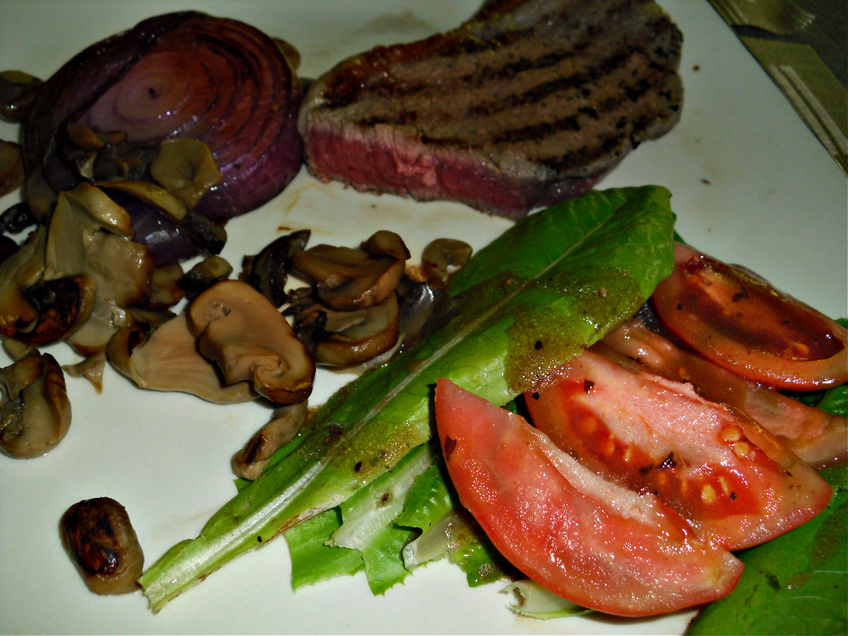 Name:  Steak dinner..jpg
Views: 89
Size:  535.0 KB