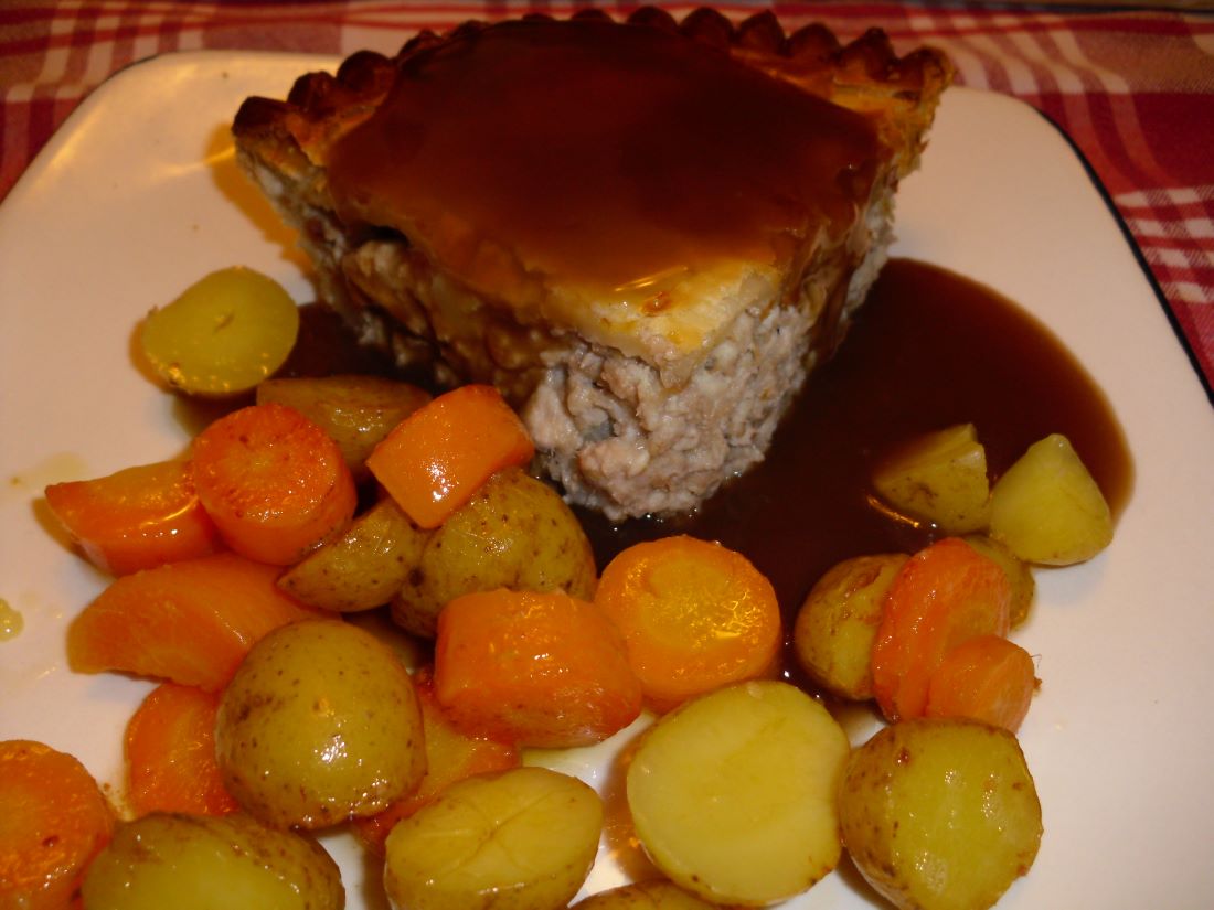 Name:  Tourtiere..JPG
Views: 35
Size:  92.4 KB