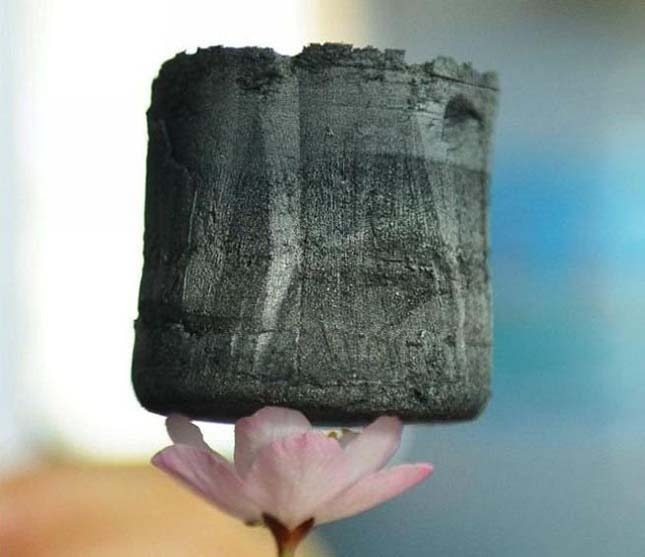 Name:  Aerogel..jpg
Views: 2513
Size:  49.3 KB